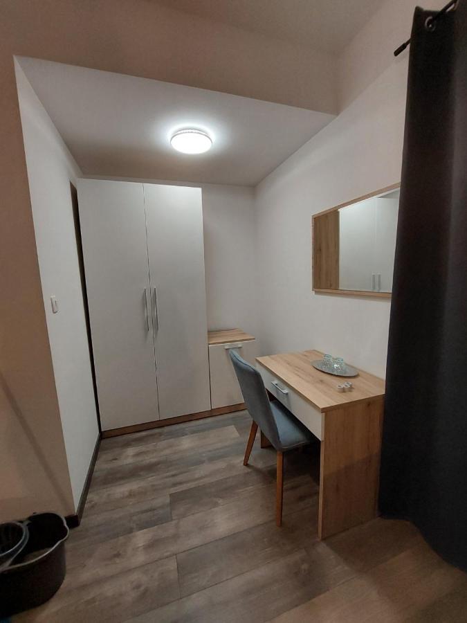 Rooms And Apartment Feral Ρόβινι Εξωτερικό φωτογραφία