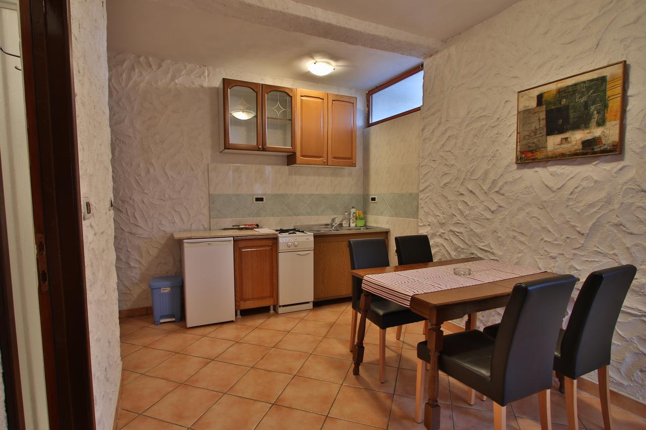 Rooms And Apartment Feral Ρόβινι Εξωτερικό φωτογραφία